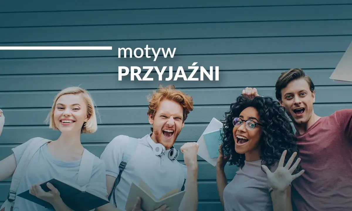 Cztery młode, radosne osoby z książkami na tle szarej ściany.