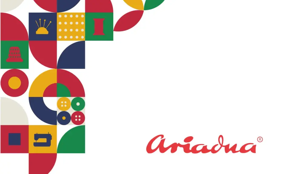 Geometryczny wzór z motywami krawieckimi: naparstek, szpulka, guziki, maszyna do szycia. Logo Ariadna.